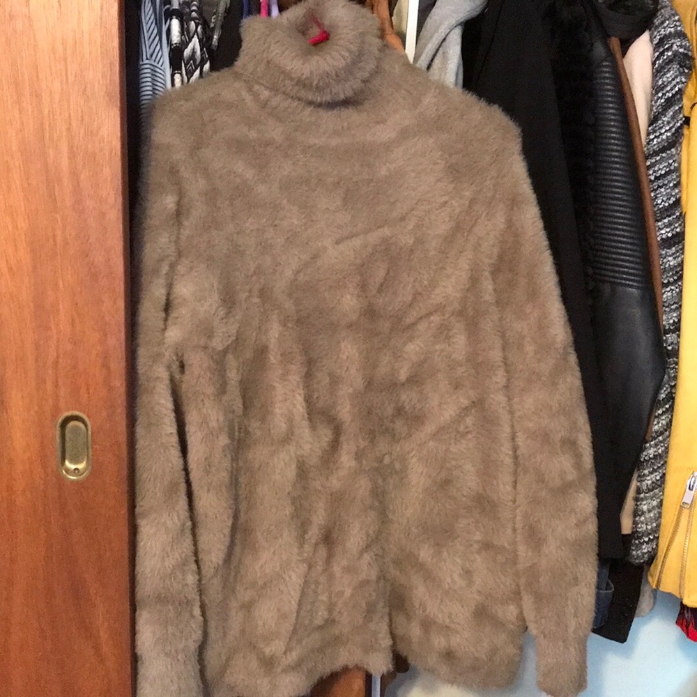 Never worn Zara turtleneck
